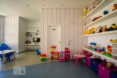 Apartamento à venda com 75m², 2 quartos e 2 vagas Apartamento à venda com 75m², 2 quartos e 2 vagasBrinquedoteca