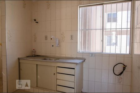 Cozinha de apartamento para alugar com 3 quartos, 60m² em Jardim Íris, São Paulo