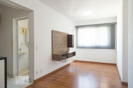 Sala de apartamento para alugar com 2 quartos, 59m² em Picanço, Guarulhos