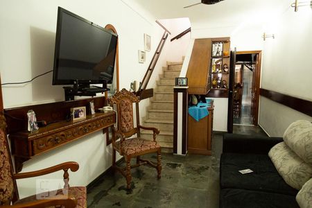 Sala de casa à venda com 3 quartos, 256m² em Vila Moraes, São Paulo