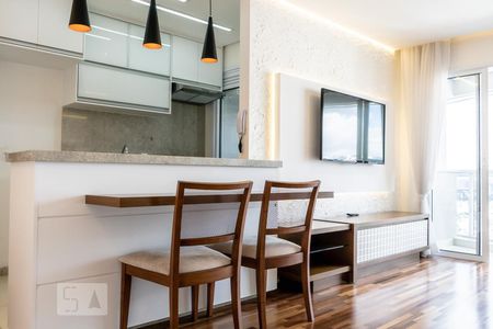 Detalhe Sala de apartamento para alugar com 1 quarto, 50m² em Empresarial 18 do Forte, Barueri