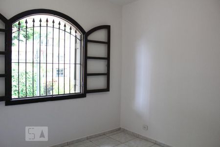 Quarto 1 de casa à venda com 2 quartos, 100m² em Jardim Ester, São Paulo