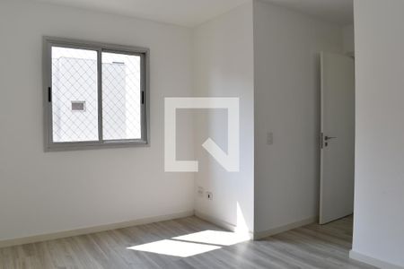 Suíte de apartamento para alugar com 3 quartos, 74m² em Cabral, Curitiba