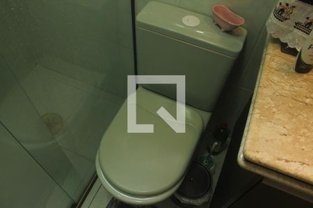 Banheiro de apartamento à venda com 2 quartos, 60m² em Vila Inglesa, São Paulo