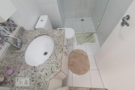 Banheiro corredor de apartamento à venda com 2 quartos, 56m² em Vila Andrade, São Paulo