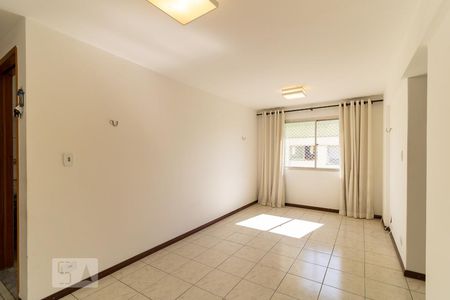 Sala de apartamento à venda com 2 quartos, 62m² em Vila Heliópolis, São Paulo