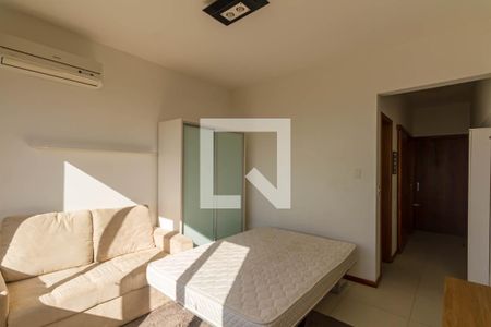 Sala e quarto de apartamento para alugar com 1 quarto, 24m² em Centro Histórico, Porto Alegre