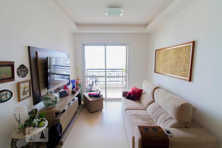 Sala de apartamento para alugar com 2 quartos, 74m² em Kobrasol, São José