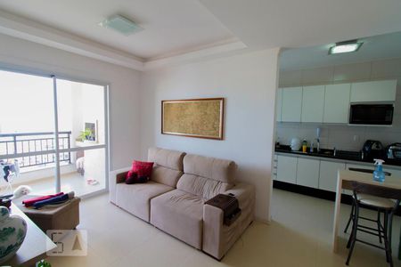 Sala de apartamento para alugar com 2 quartos, 74m² em Kobrasol, São José