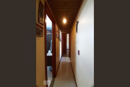 Corredor de apartamento à venda com 2 quartos, 85m² em Piedade, Rio de Janeiro