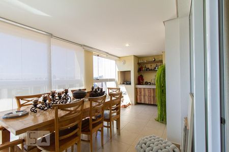 Varanda de apartamento à venda com 3 quartos, 220m² em Santo Amaro, São Paulo
