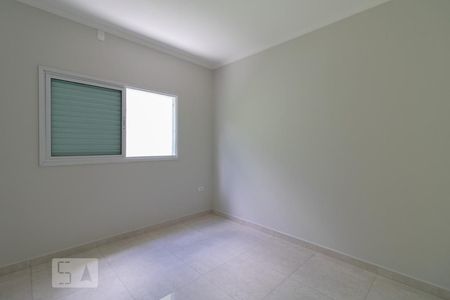 Quarto 2 de casa à venda com 5 quartos, 270m² em Vila Galvao, Guarulhos