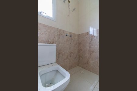 Casa à venda com 270m², 5 quartos e 5 vagas Casa à venda com 270m², 5 quartos e 5 vagasBanheiro