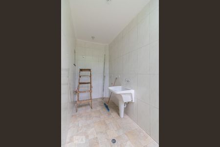 Casa à venda com 270m², 5 quartos e 5 vagas Casa à venda com 270m², 5 quartos e 5 vagasLavanderia