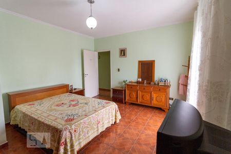 Quarto 1 de casa à venda com 4 quartos, 190m² em Km 18, Osasco