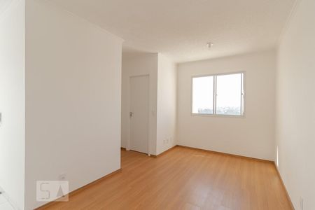 Sala de apartamento para alugar com 2 quartos, 42m² em Jardim Santa Emília, São Paulo