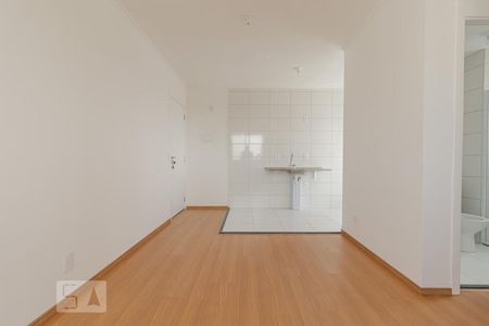 Sala de apartamento para alugar com 2 quartos, 42m² em Jardim Santa Emília, São Paulo