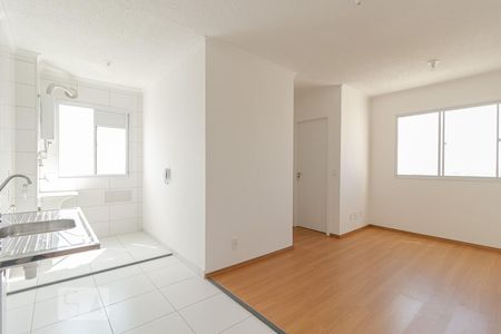 Sala de apartamento para alugar com 2 quartos, 42m² em Jardim Santa Emília, São Paulo