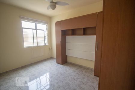 Quarto 1 de apartamento para alugar com 1 quarto, 48m² em Penha, Rio de Janeiro