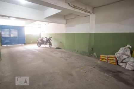 garagem coberta de apartamento à venda com 1 quarto, 48m² em Penha, Rio de Janeiro