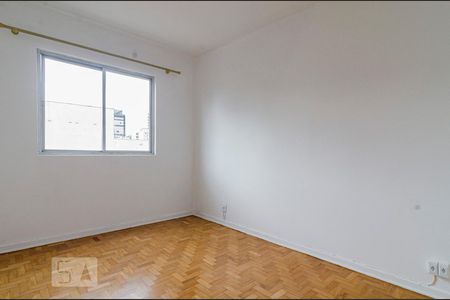 Quarto 1 de apartamento para alugar com 2 quartos, 64m² em Pinheiros, São Paulo