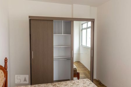 Quarto de apartamento para alugar com 1 quarto, 65m² em Dois de Julho, Salvador