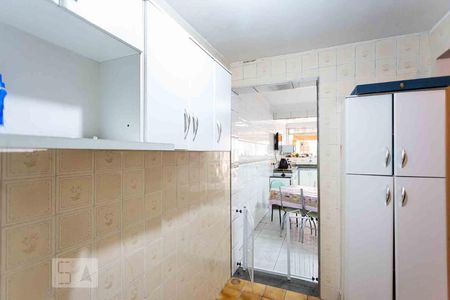 Casa à venda com 215m², 3 quartos e 2 vagas Casa à venda com 215m², 3 quartos e 2 vagasÁrea de Serviço