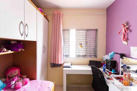 Casa à venda com 215m², 3 quartos e 2 vagas Casa à venda com 215m², 3 quartos e 2 vagasQuarto 2