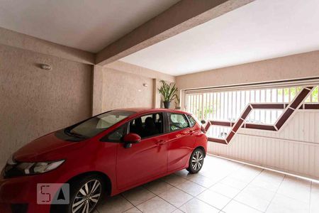 Casa à venda com 215m², 3 quartos e 2 vagas Casa à venda com 215m², 3 quartos e 2 vagasGaragem