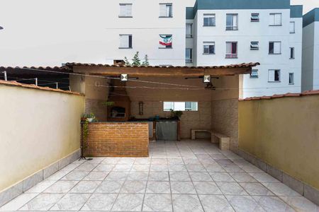 Casa à venda com 215m², 3 quartos e 2 vagas Casa à venda com 215m², 3 quartos e 2 vagasQuintal