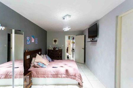 Casa à venda com 215m², 3 quartos e 2 vagas Casa à venda com 215m², 3 quartos e 2 vagasQuarto 3