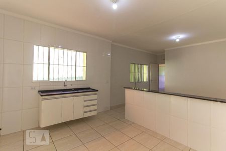 Cozinha de casa para alugar com 1 quarto, 45m² em Vila Santa Clara, São Paulo