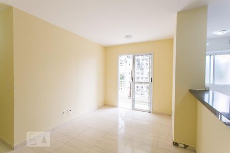 Sala de apartamento à venda com 2 quartos, 65m² em Vila Paulo Silas, São Paulo