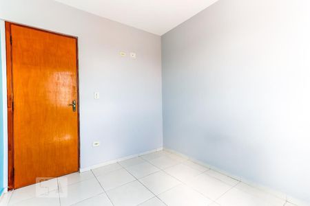 Quarto 2 de apartamento para alugar com 2 quartos, 58m² em Vila Medeiros, São Paulo