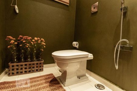 Lavabo de casa à venda com 3 quartos, 380m² em Campo Belo, São Paulo