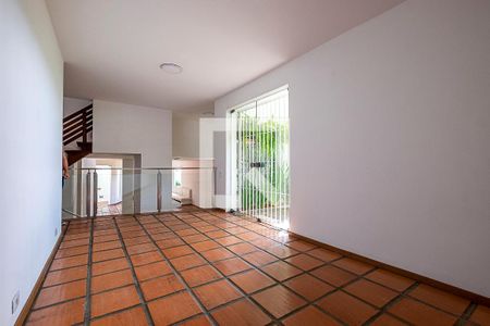 Sala de casa à venda com 3 quartos, 217m² em Sumaré, São Paulo