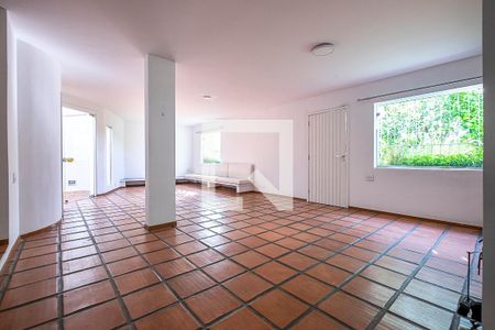 Sala de casa para alugar com 3 quartos, 217m² em Sumaré, São Paulo