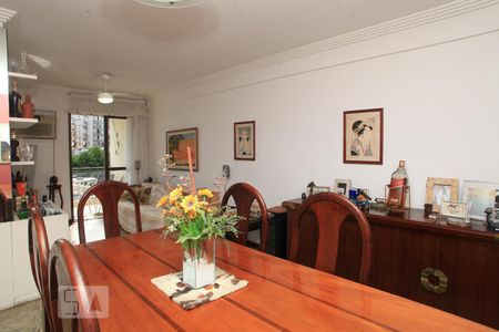 Sala de apartamento para alugar com 3 quartos, 93m² em Freguesia de Jacarepaguá, Rio de Janeiro