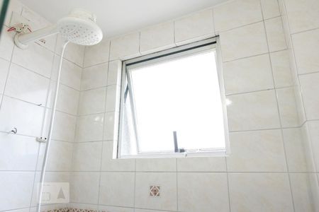 Banheiro de apartamento para alugar com 1 quarto, 39m² em Juvevê, Curitiba