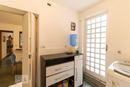 Casa de condomínio para alugar com 120m², 3 quartos e 1 vaga Casa de condomínio para alugar com 120m², 3 quartos e 1 vagaÁrea de serviço