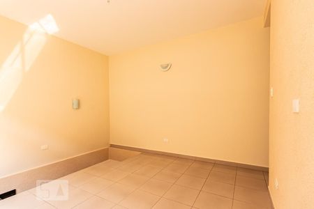 Sala  de casa para alugar com 3 quartos, 203m² em Vila Sapopemba, São Paulo