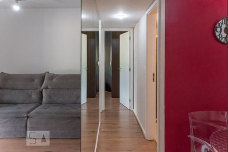 Corredor de apartamento para alugar com 2 quartos, 72m² em Tijuca, Rio de Janeiro