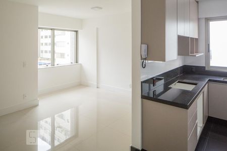 Sala de apartamento para alugar com 3 quartos, 81m² em Sion, Belo Horizonte