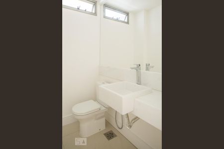 Lavabo da Sala de apartamento para alugar com 3 quartos, 81m² em Sion, Belo Horizonte