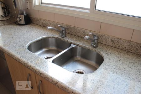 Casa de condomínio à venda com 798m², 7 quartos e 9 vagas