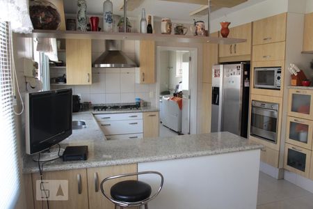 Casa de condomínio à venda com 798m², 7 quartos e 9 vagas