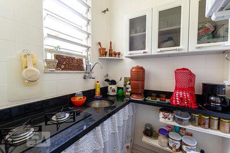 Cozinha  de apartamento para alugar com 1 quarto, 62m² em Fátima, Niterói