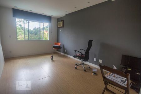 Quarto 1 de casa para alugar com 3 quartos, 680m² em Anil, Rio de Janeiro
