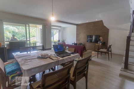 Sala de casa para alugar com 3 quartos, 680m² em Anil, Rio de Janeiro