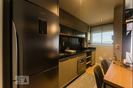 Cozinha de apartamento para alugar com 1 quarto, 52m² em Campinas, São José